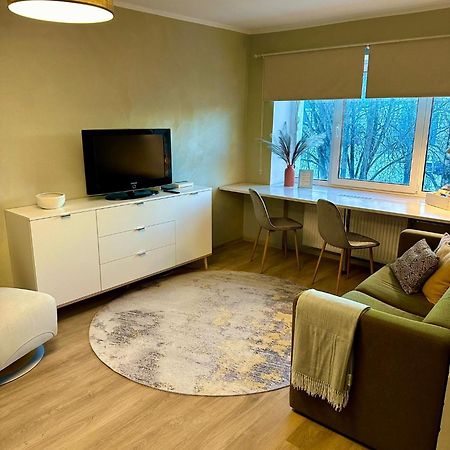 Sunny Apartment, 7 Min With Tram To The Old Town Таллінн Екстер'єр фото